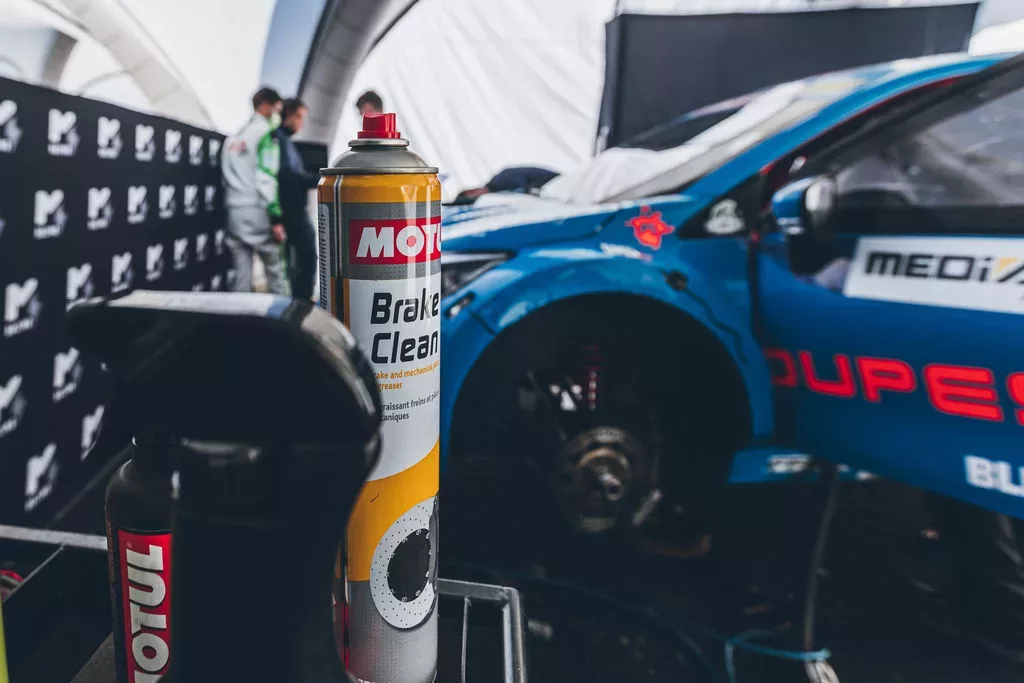 motul banner 7